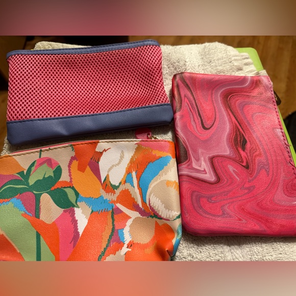 Ipsy Makeup Bags - Picture 4 of 13